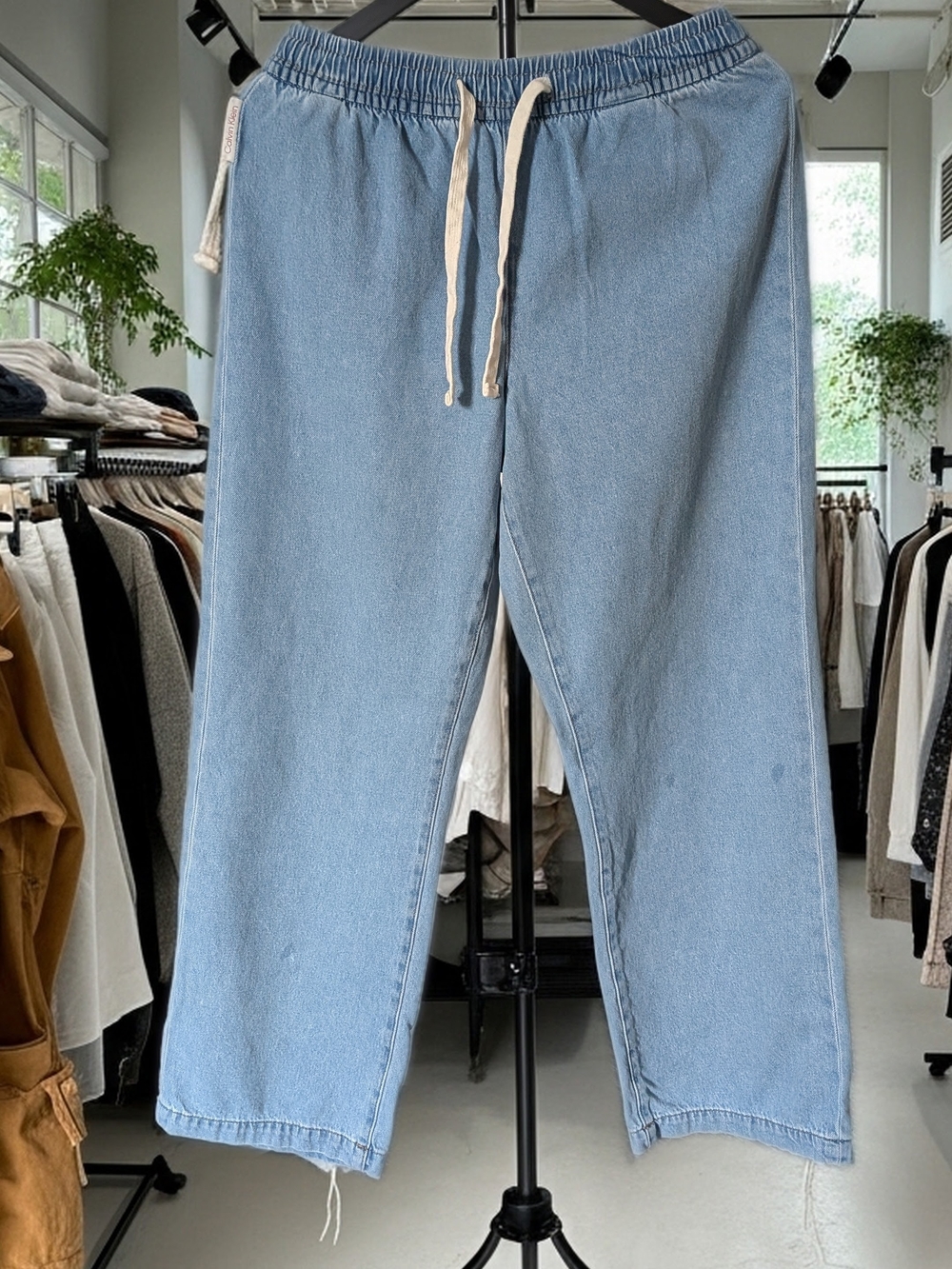 Calvin Klein Light Wash Denim Pull-On Wide Leg Jeans Women’s Size Small